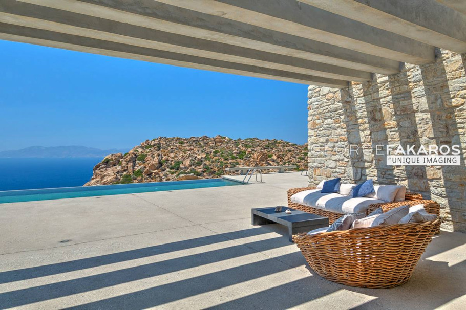 Ios Luxury Residence