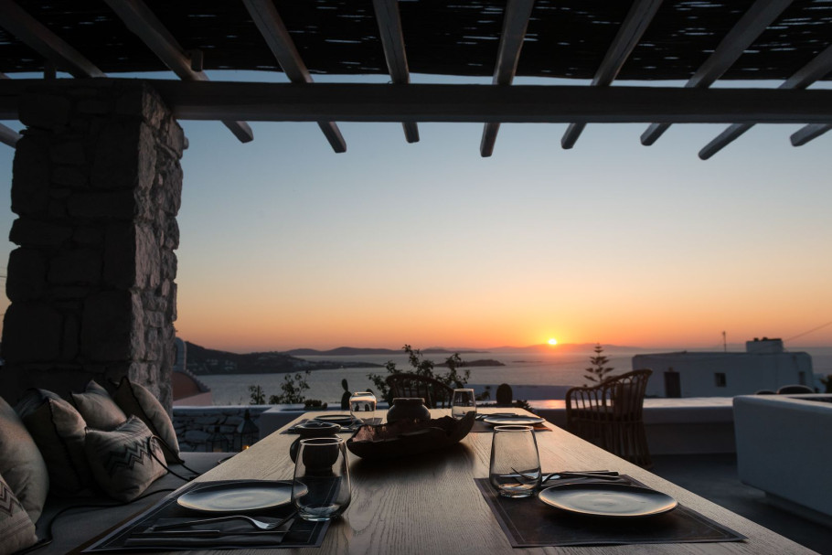 Fresh Mykonos